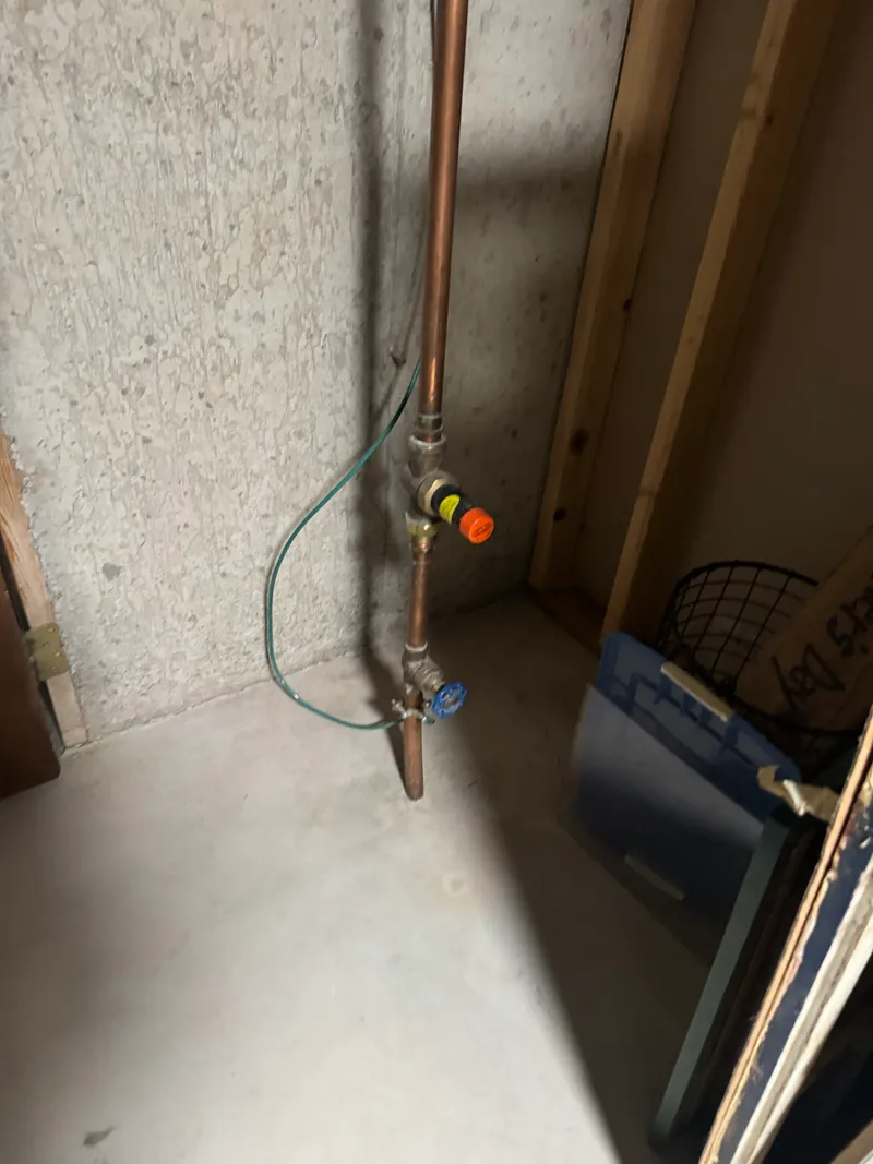 Color-coded copper water line with shut-off valves